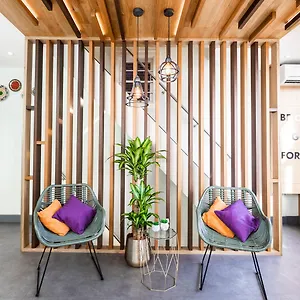 https://ajax.amsterdamhotelsnl.com