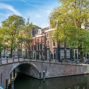 https://the-vanguard.amsterdamhotelsnl.com