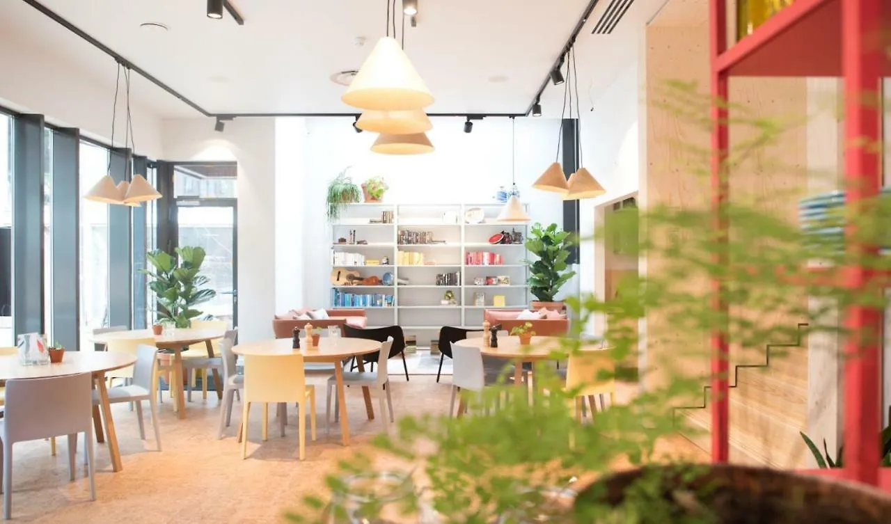 The Green Elephant Hostel & Spa 마스트리흐트 2*,  네덜란드