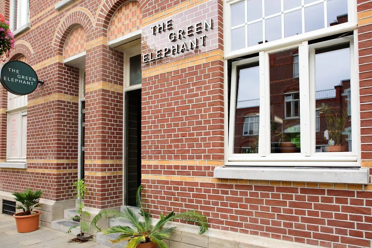 The Green Elephant Hostel & Spa 마스트리흐트